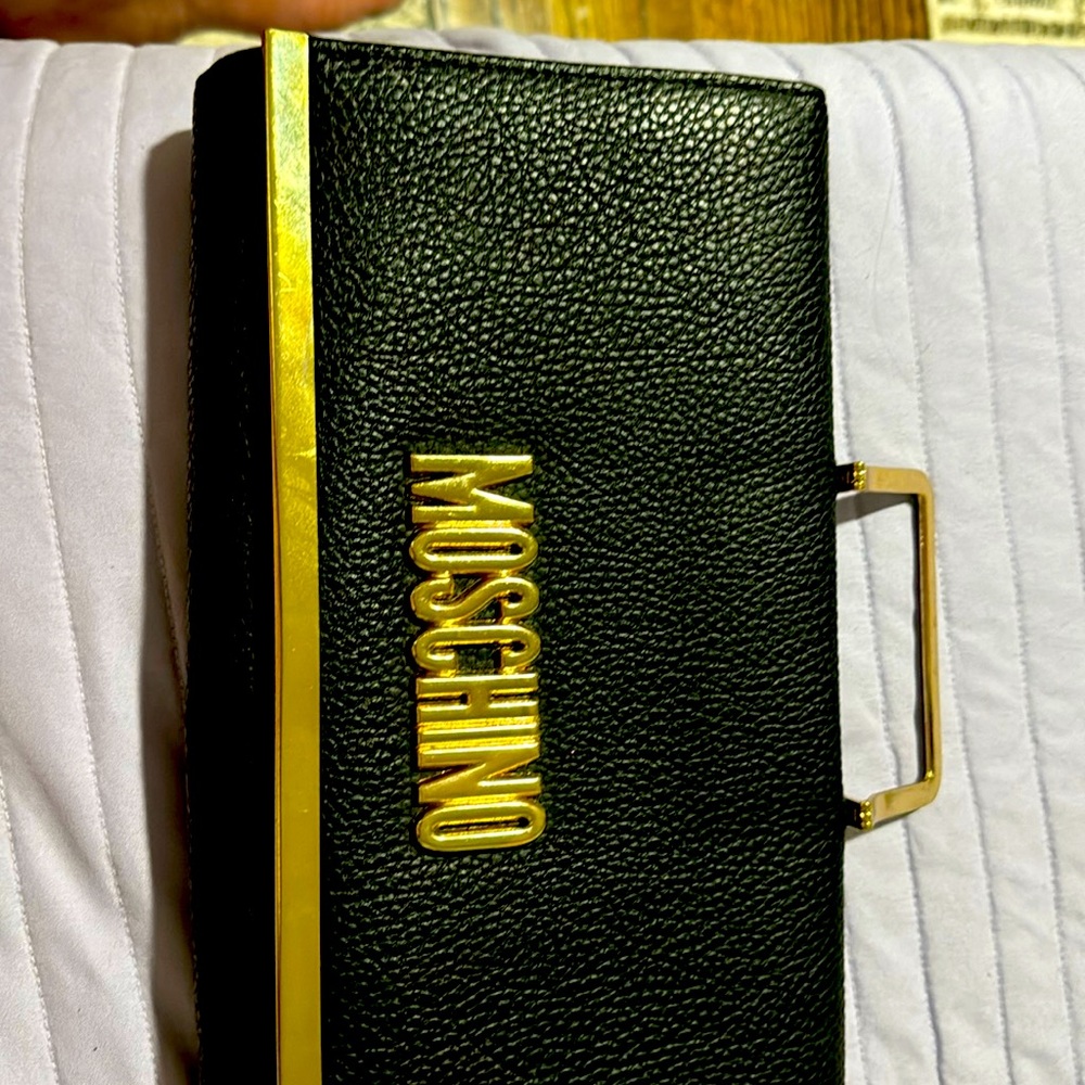 Moschino